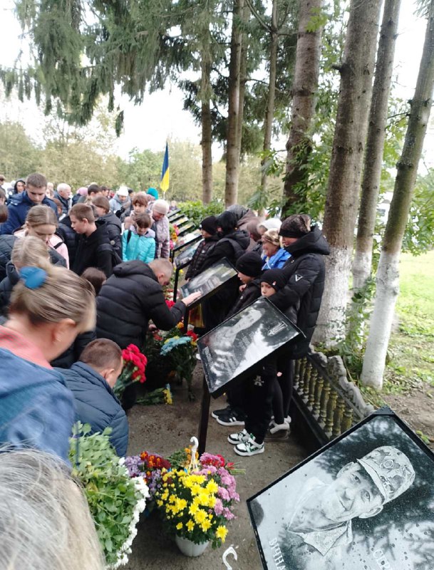 Пам'ятні дошки