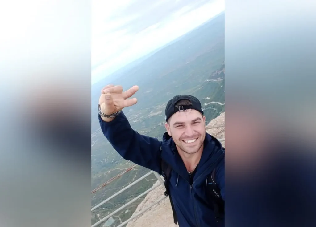 Артур Яровий