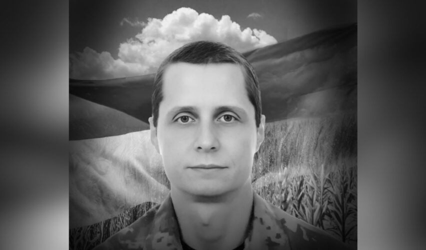 Максим Бурлаченко