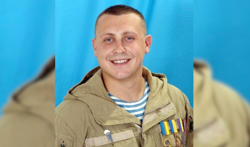 Олег Левченко