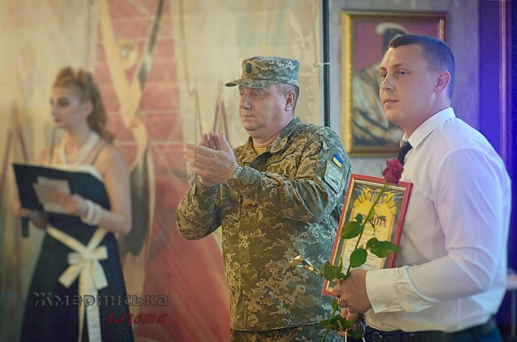 Олег Левченко