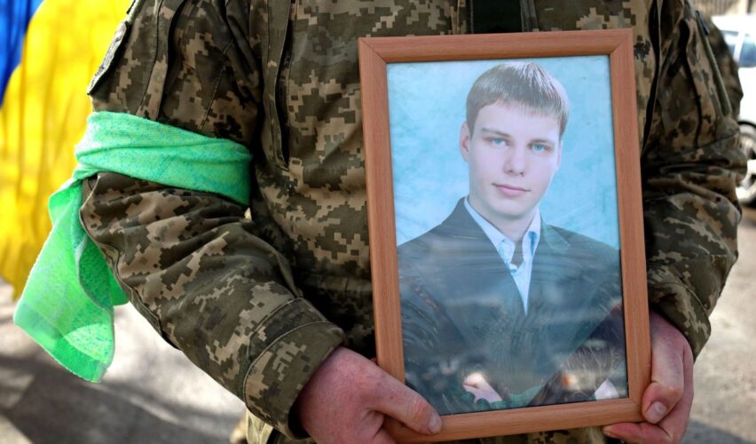 Дмитро Школярський