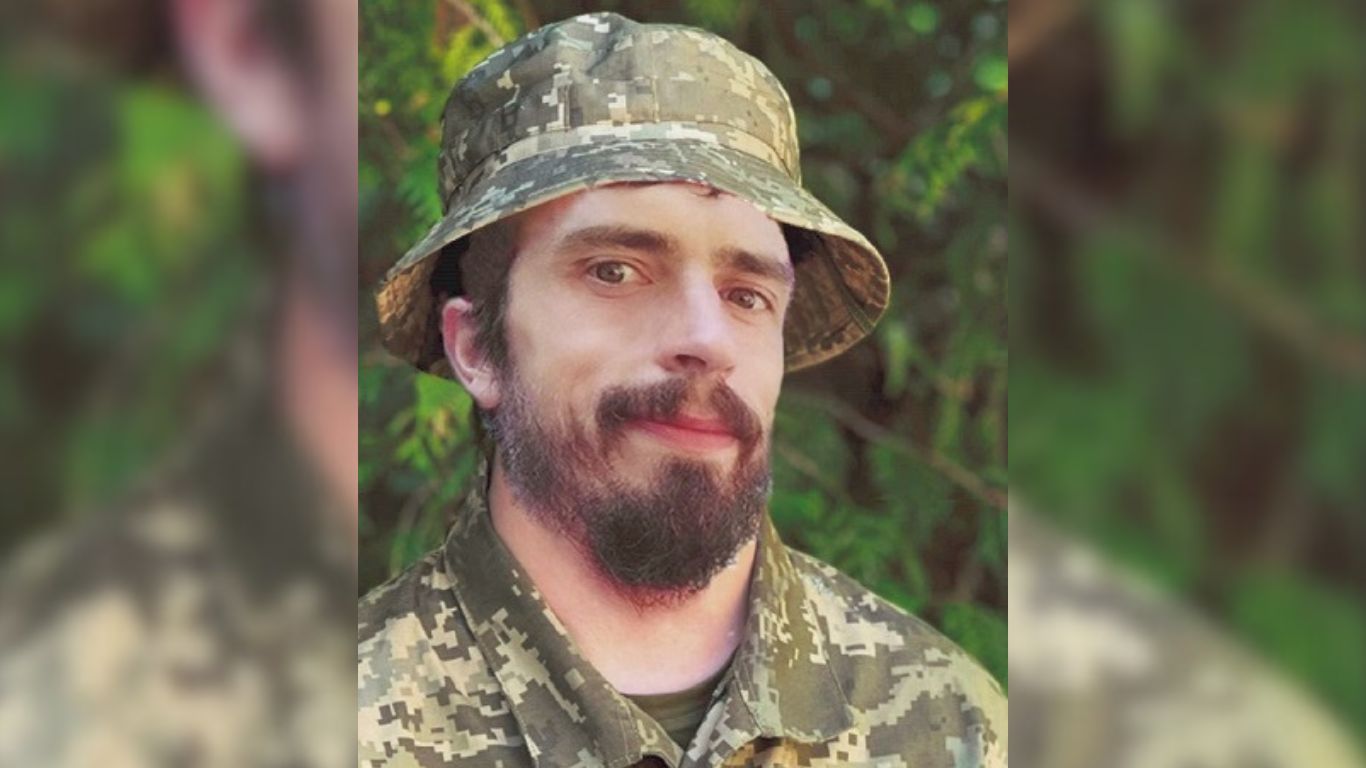 Дорога додому тривала понад рік: Олег Бабенко повернувся Героєм