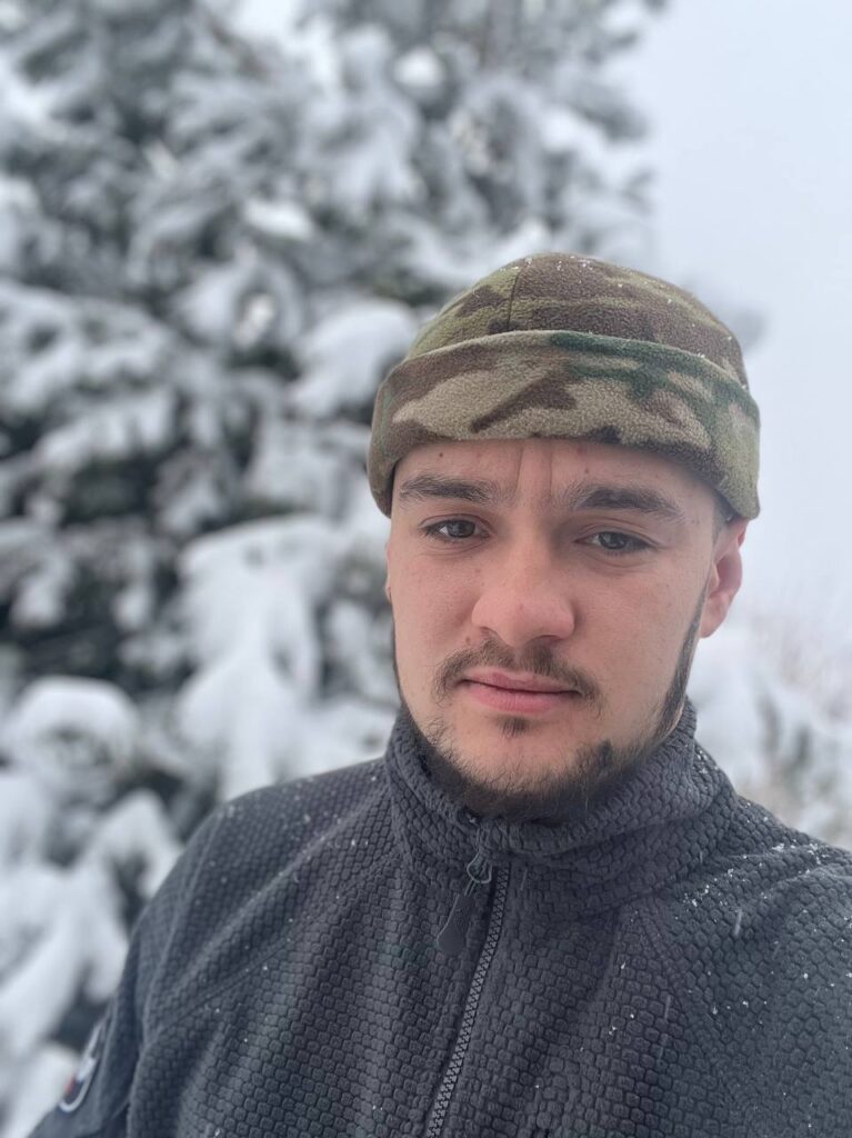 Дмитро Шаповал