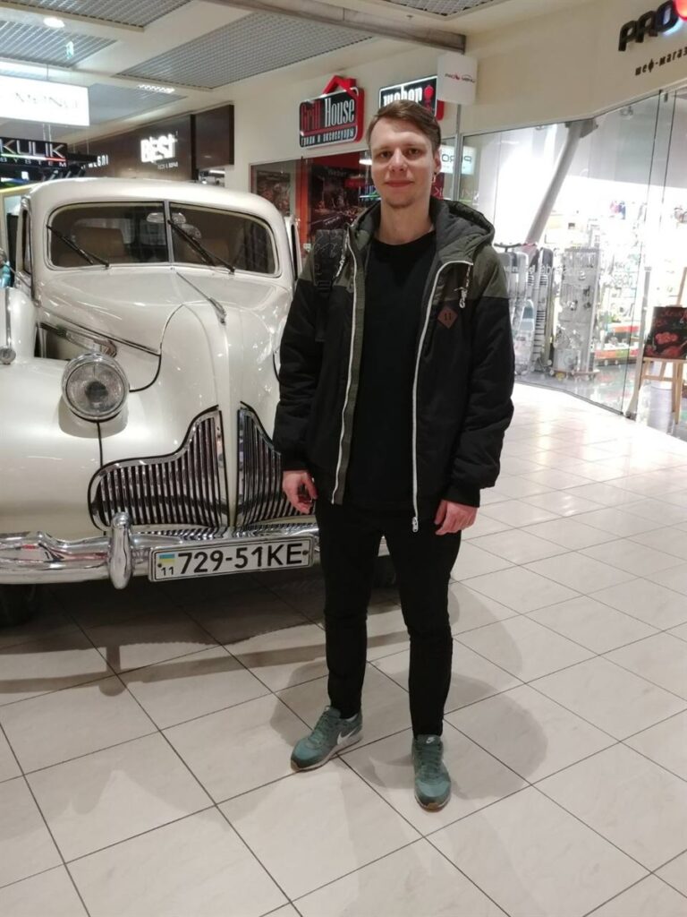 Дмитро Школярський