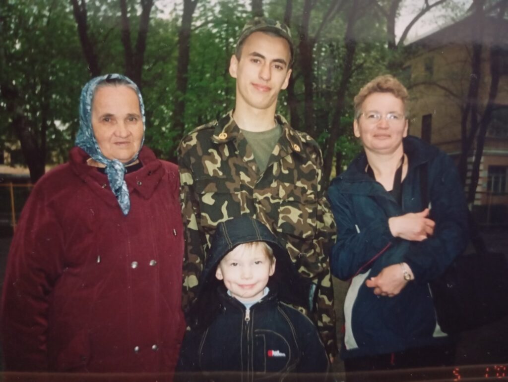 Микола Гончар