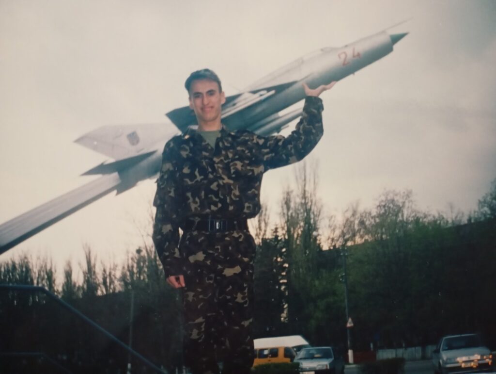 Микола Гончар