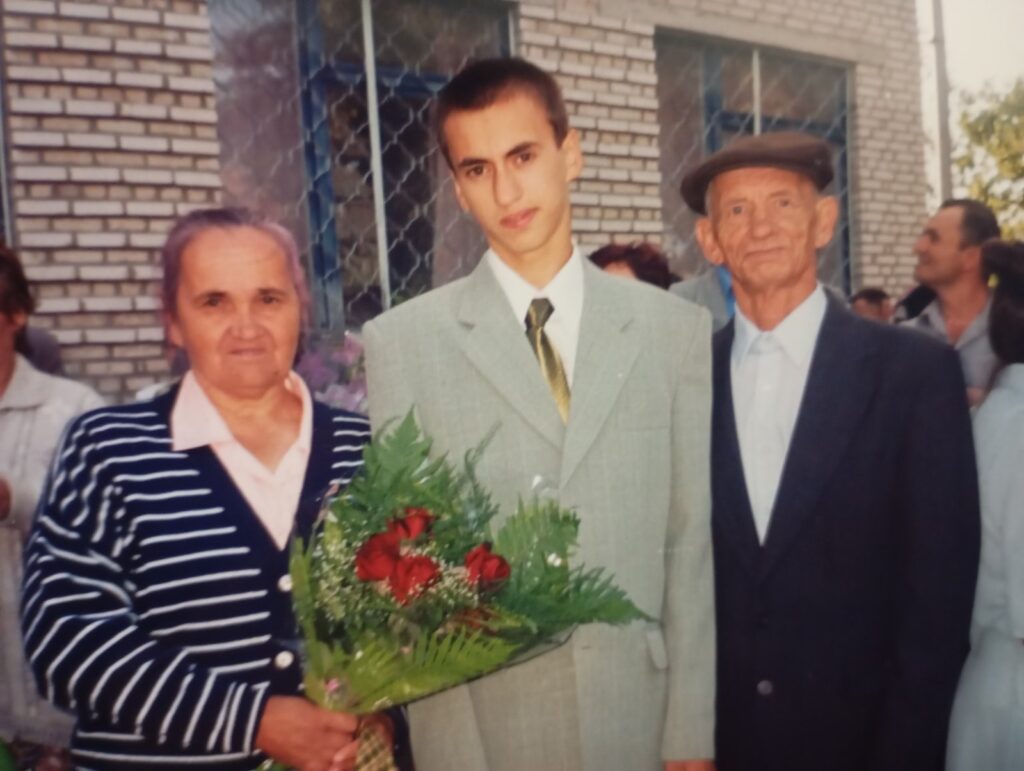 Микола Гончар