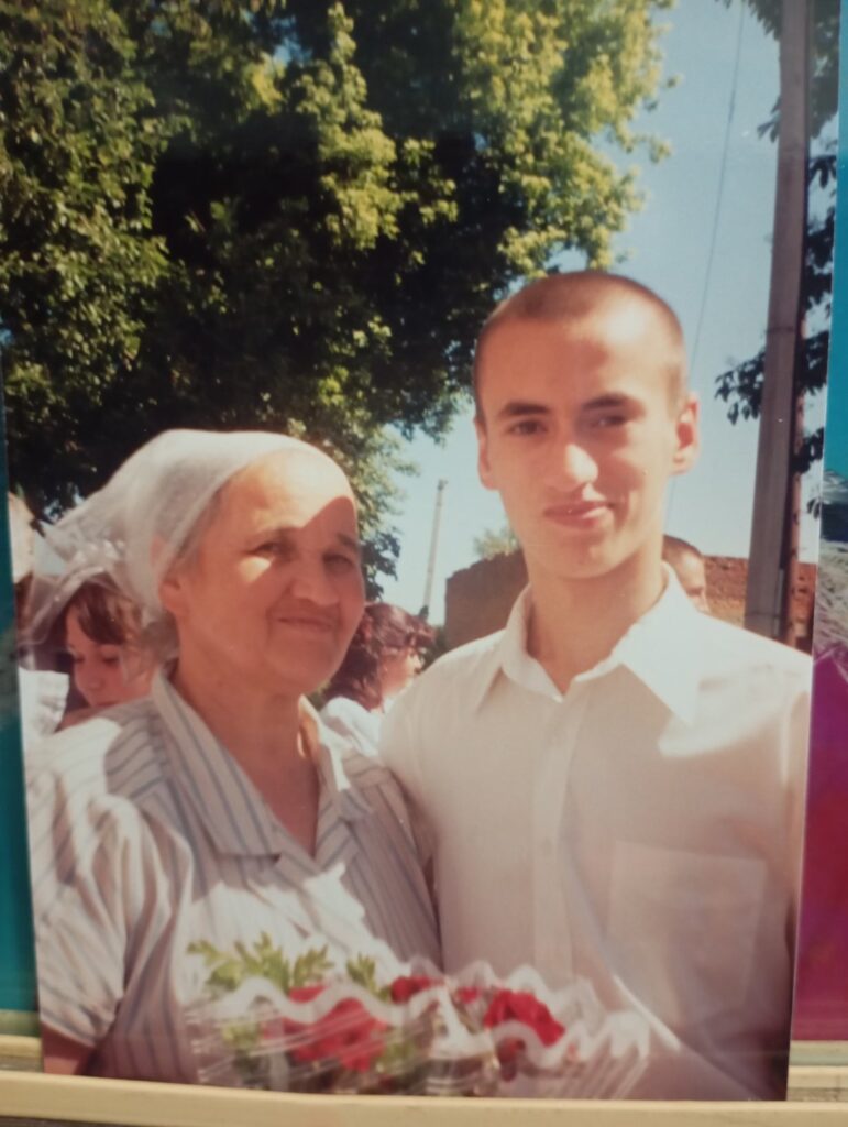 Микола Гончар