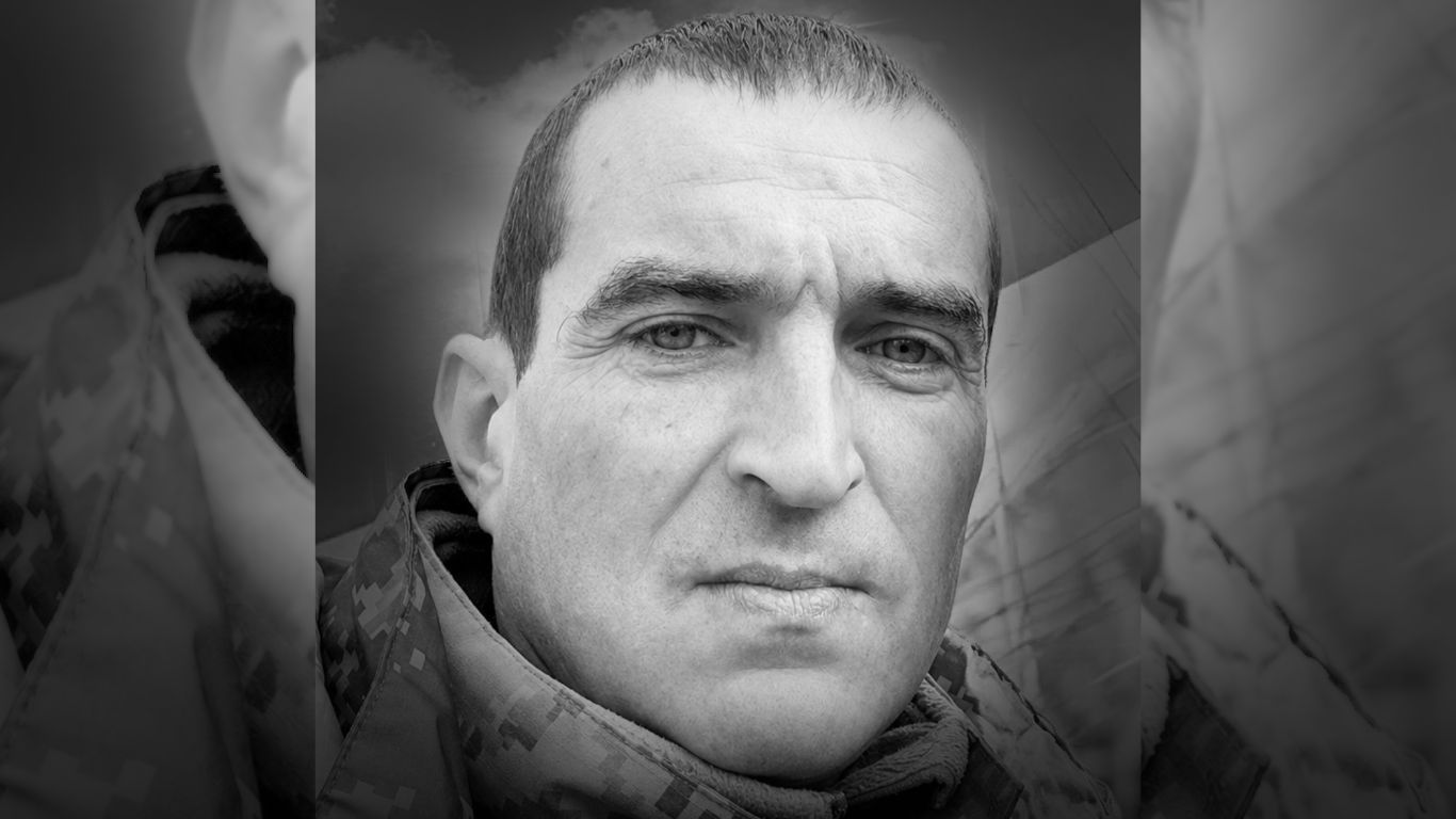 Пішов на війну заради майбутнього дітей… Історія оборонця Андрія Перожика