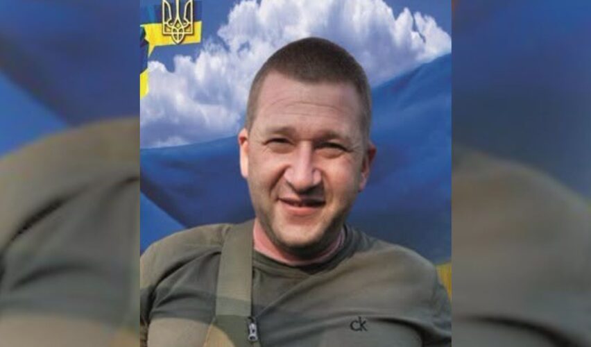 Олег Лозовий