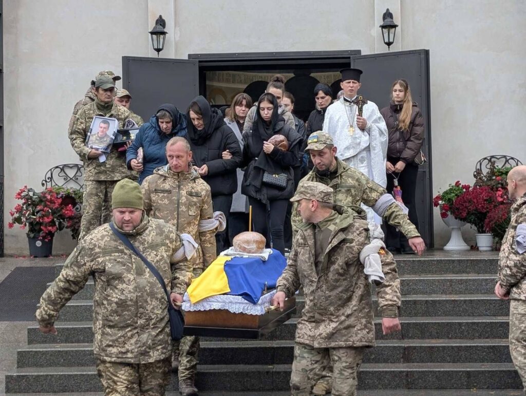 Олег Брагар